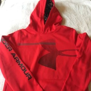 Boys Under Armour Sweatshirt